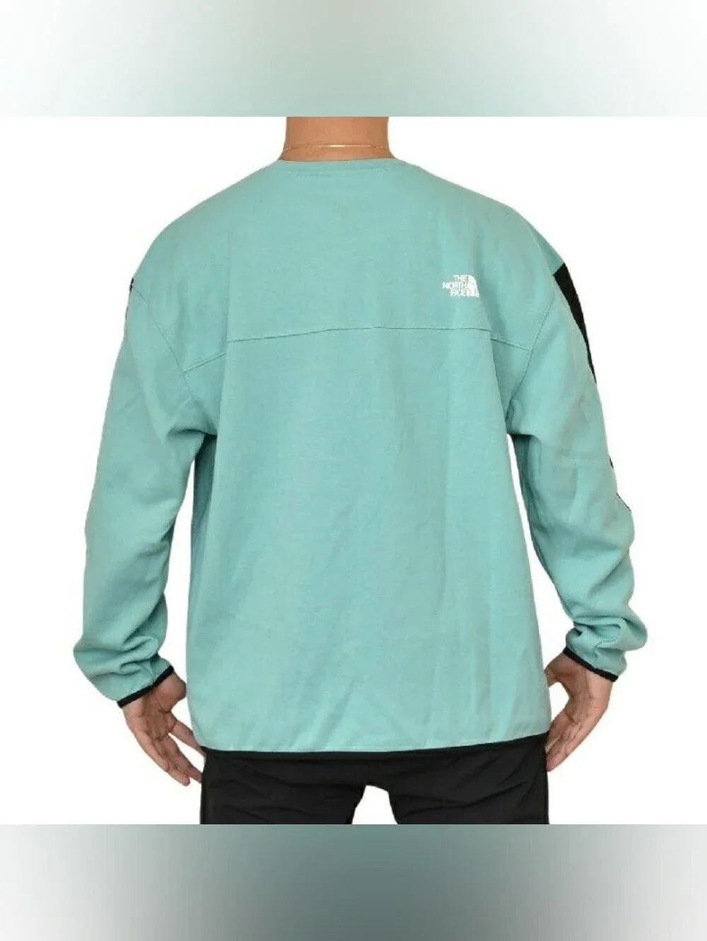 NWOT The North Face Mens TNF™ Tech Crew Neck Sweatshirt Wasabi & Black Medium
